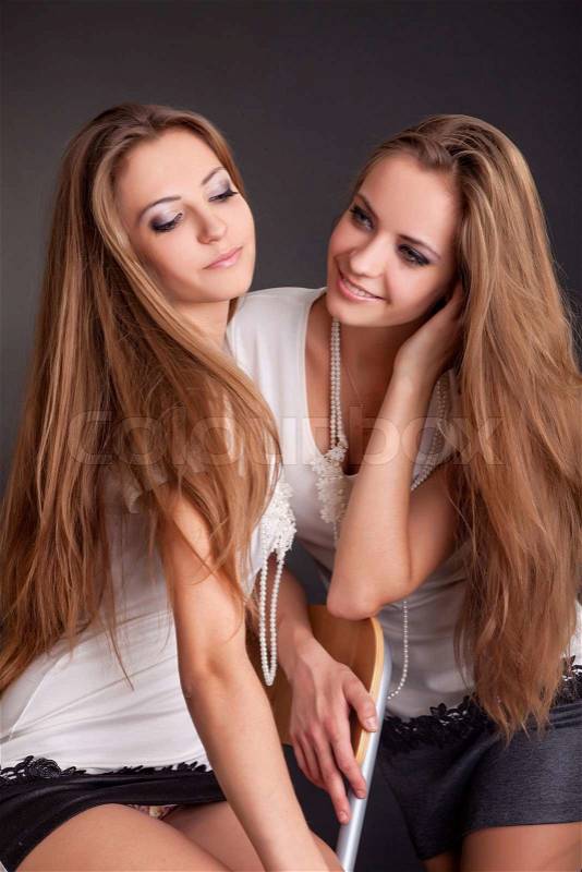 Beautiful Lesbian Teens 76