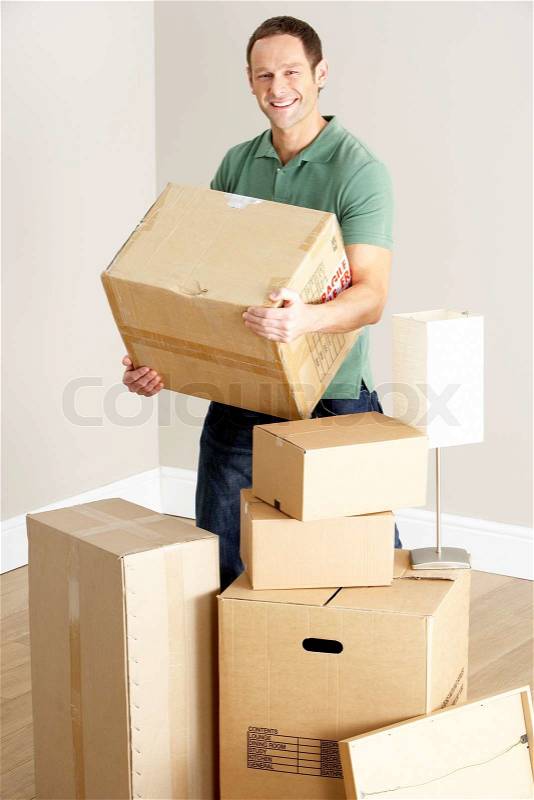 Stock image of \'box, moving, moving home\'