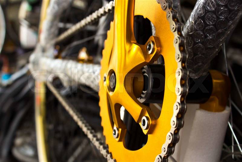 Mountain bike\'s gear and chain on crank set, stock photo