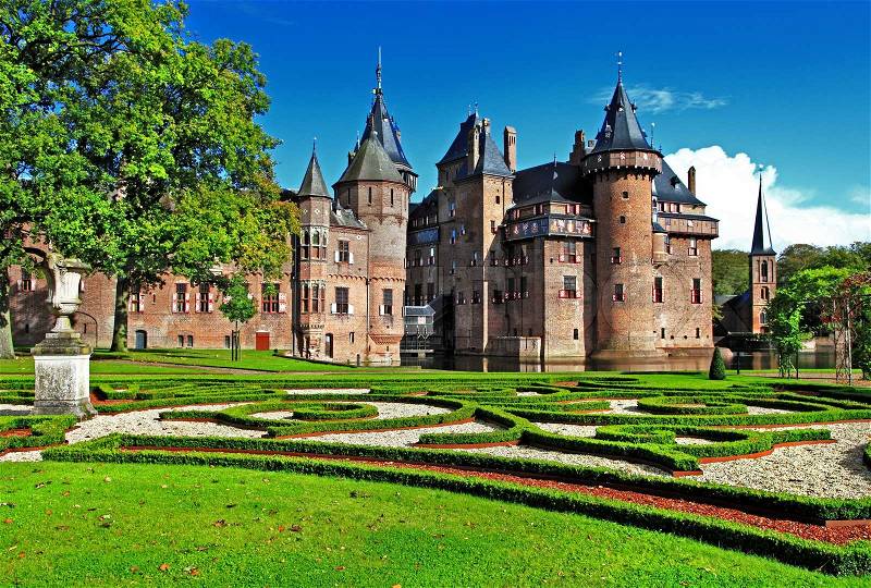 Beautiful romantic holland castle de Haar (from my castles collection, stock photo