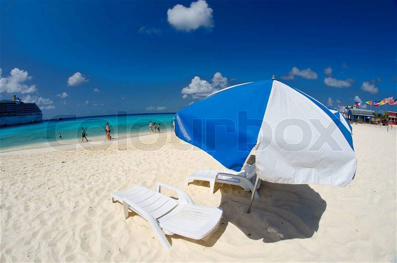 Beach and Crystal Clear Waters in Seven Miles Beach, Grand Cayman, stock photo